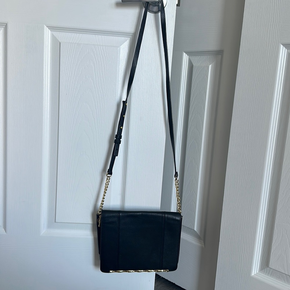 BCBGMAXAZRIA BLACK EVENING BAG